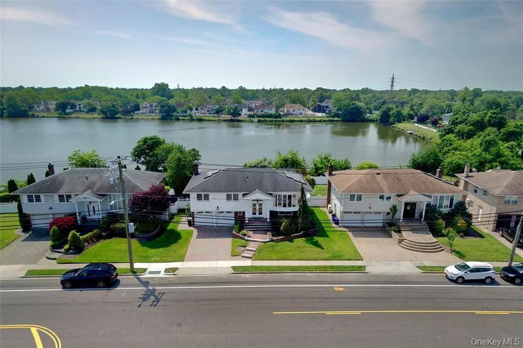 443 Hungry Harbor Road, North Woodmere