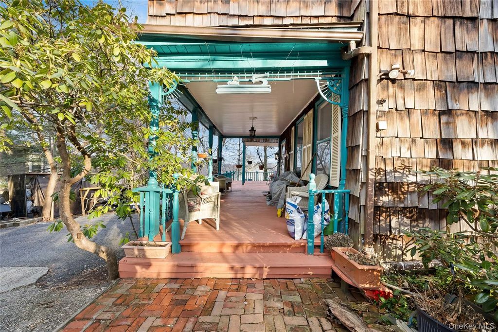 5 Forkland Lane, Dobbs Ferry