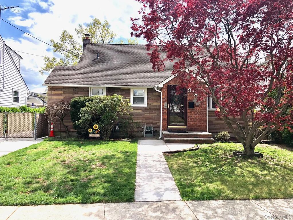 398 Hendrickson Avenue, Valley Stream
