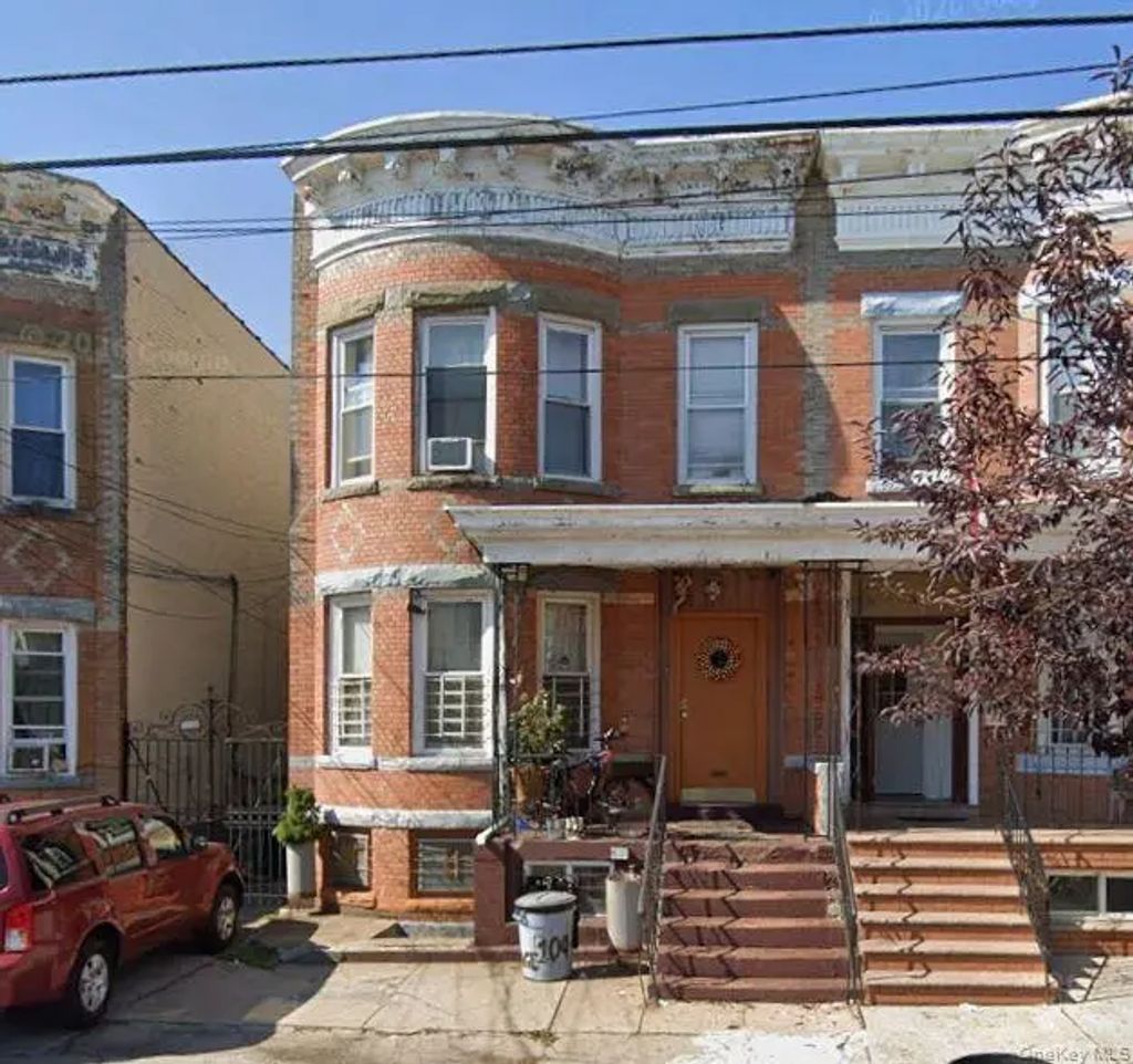 10426 104th Street, Ozone Park
