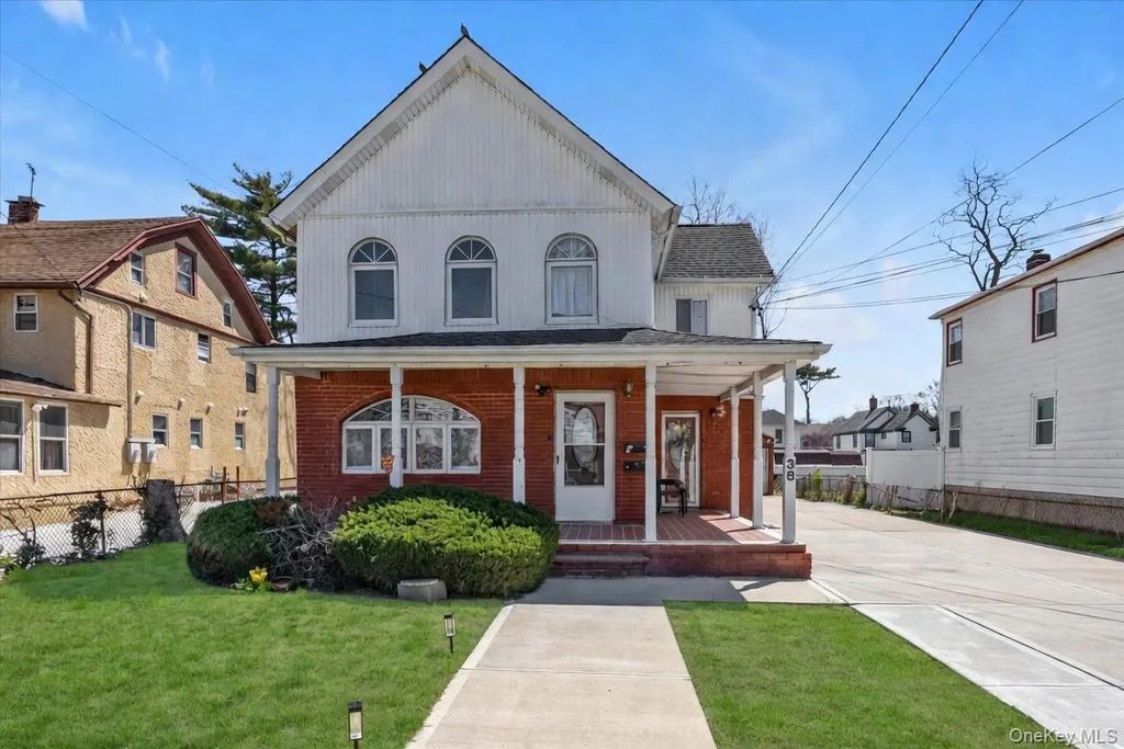 38 5th Street, Valley Stream