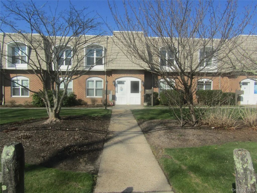 175 Main Avenue # 156, Wheatley Heights
