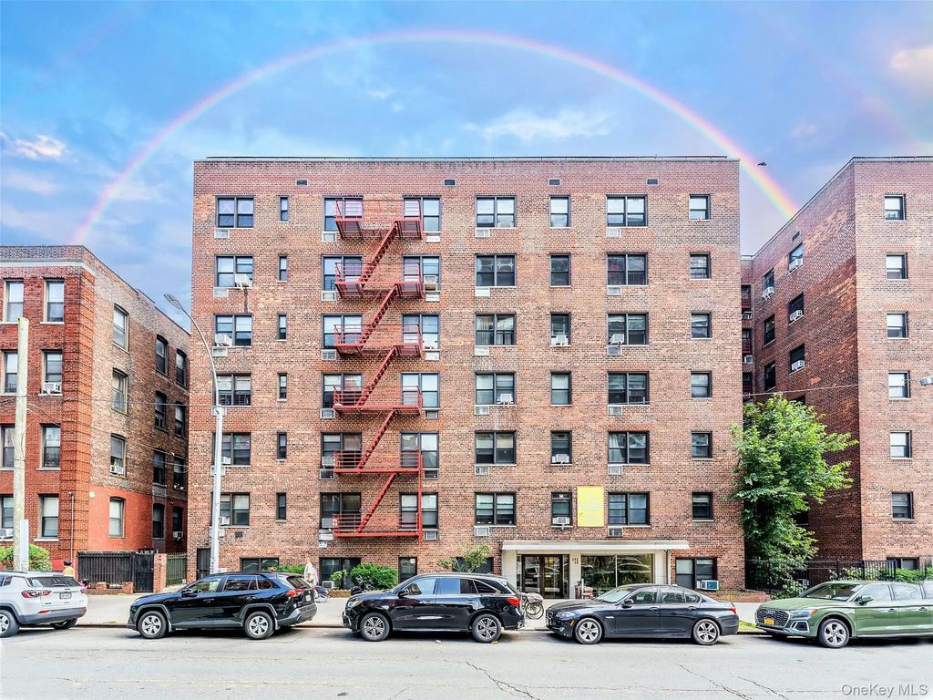 143-40 Roosevelt Avenue # 5k, Flushing