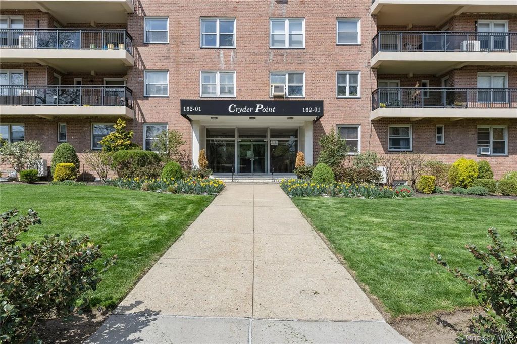 162-01 Powells Cove Boulevard # 5g, Beechhurst