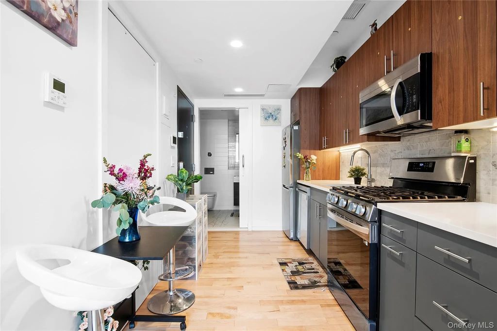 1064 Hancock Street # 101, Brooklyn