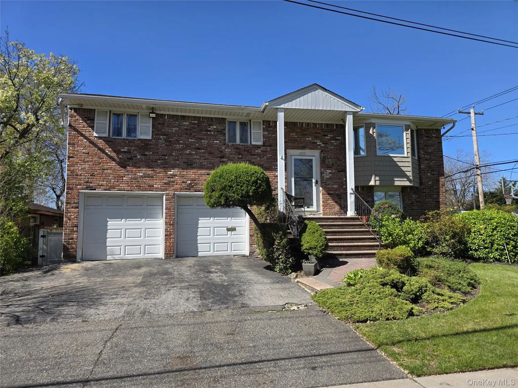 415 Yale Avenue, Woodmere