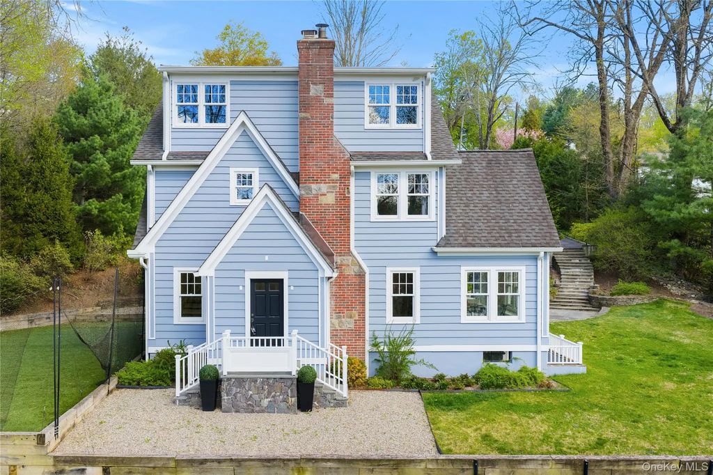 14 Aldridge Road, Chappaqua