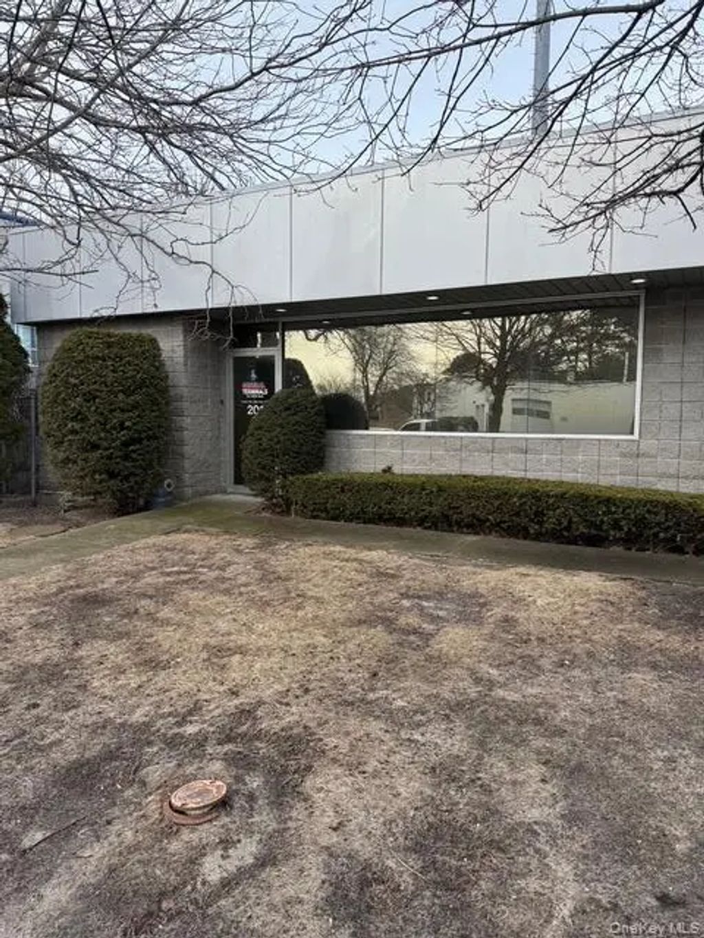 201 Union Boulevard, West Islip