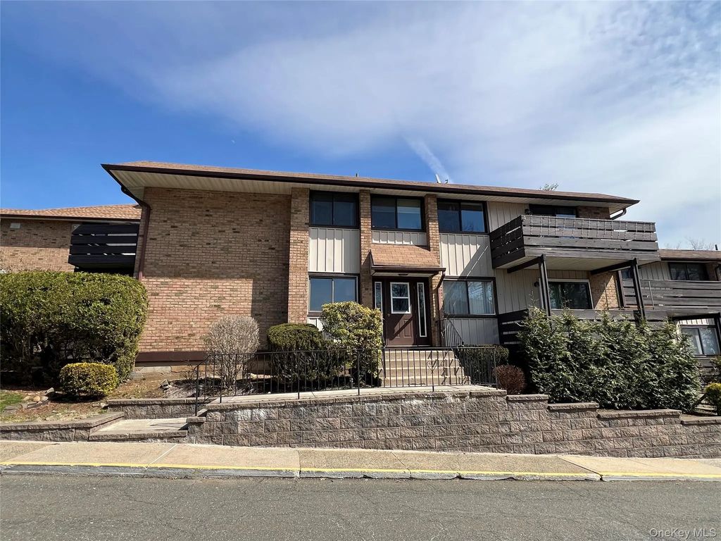 137 Sierra Vista Lane, Valley Cottage