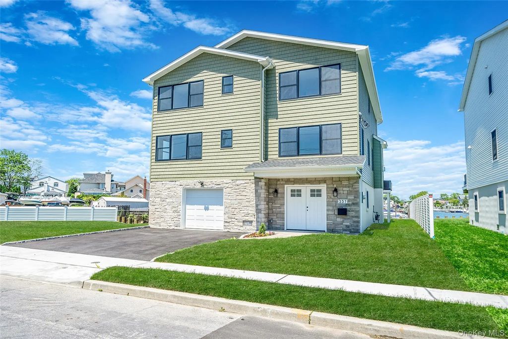 237 Mott Street, Oceanside