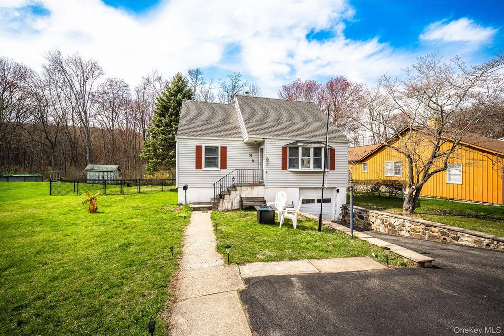 36 Edgewood Road, Cortlandt Manor