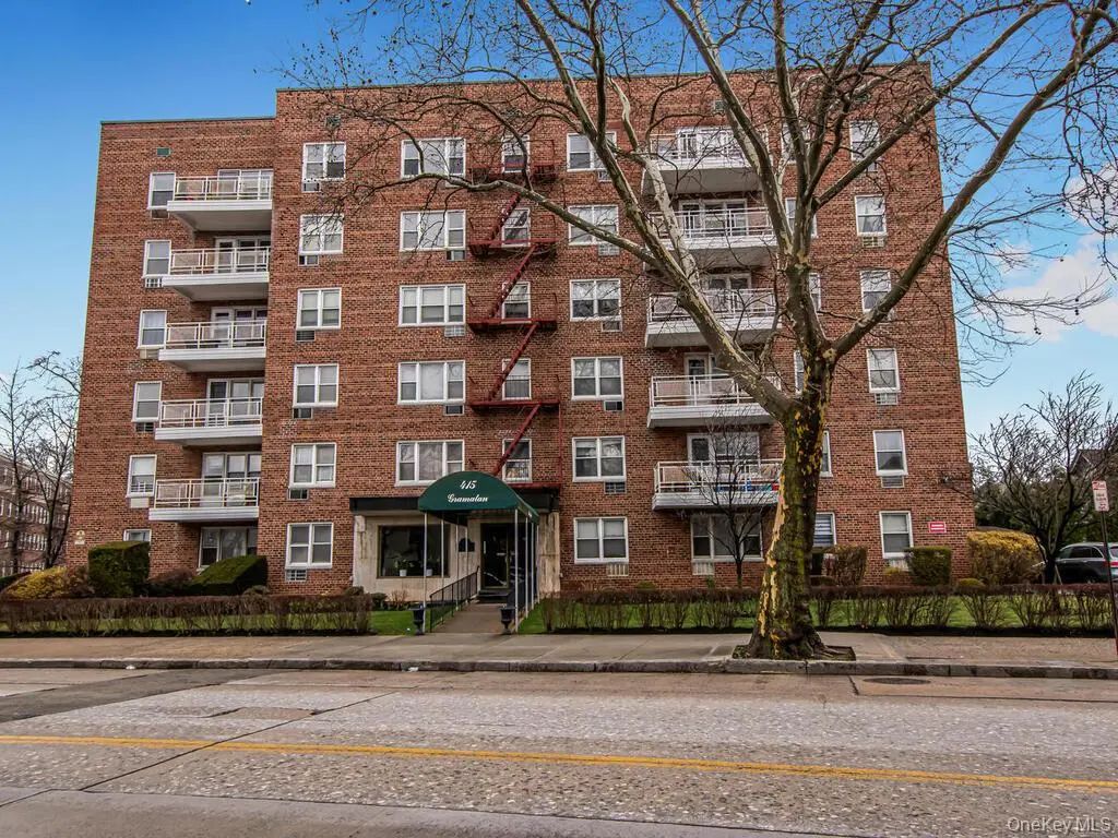 415 Gramatan Avenue # 1c, Mount Vernon