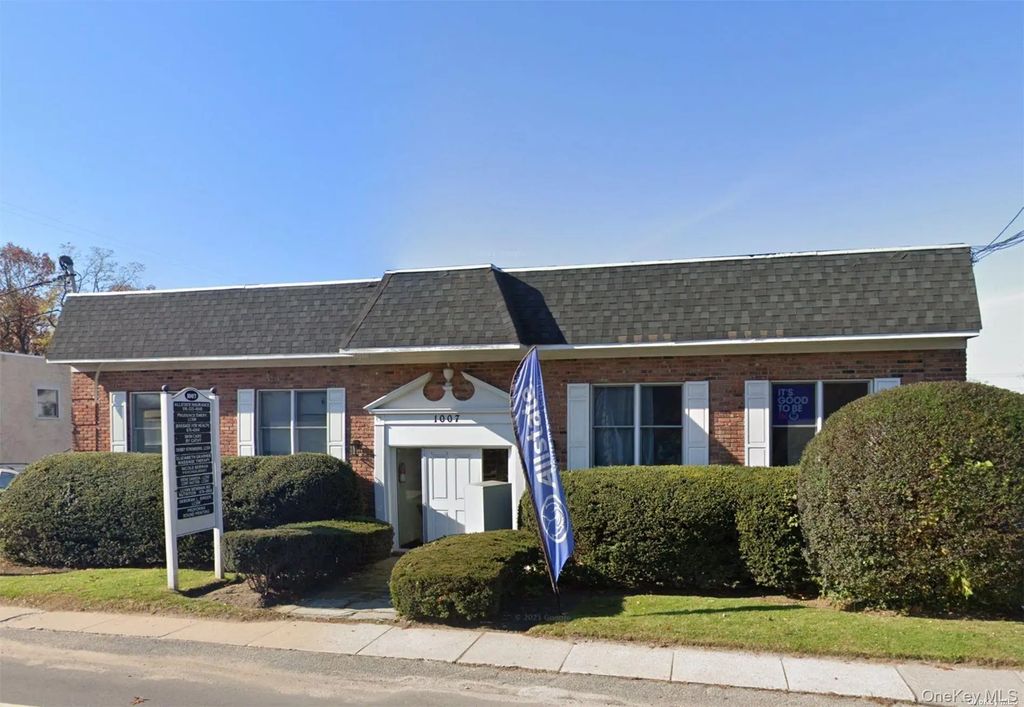 1007 Glen Cove Avenue # 104, Glen Head