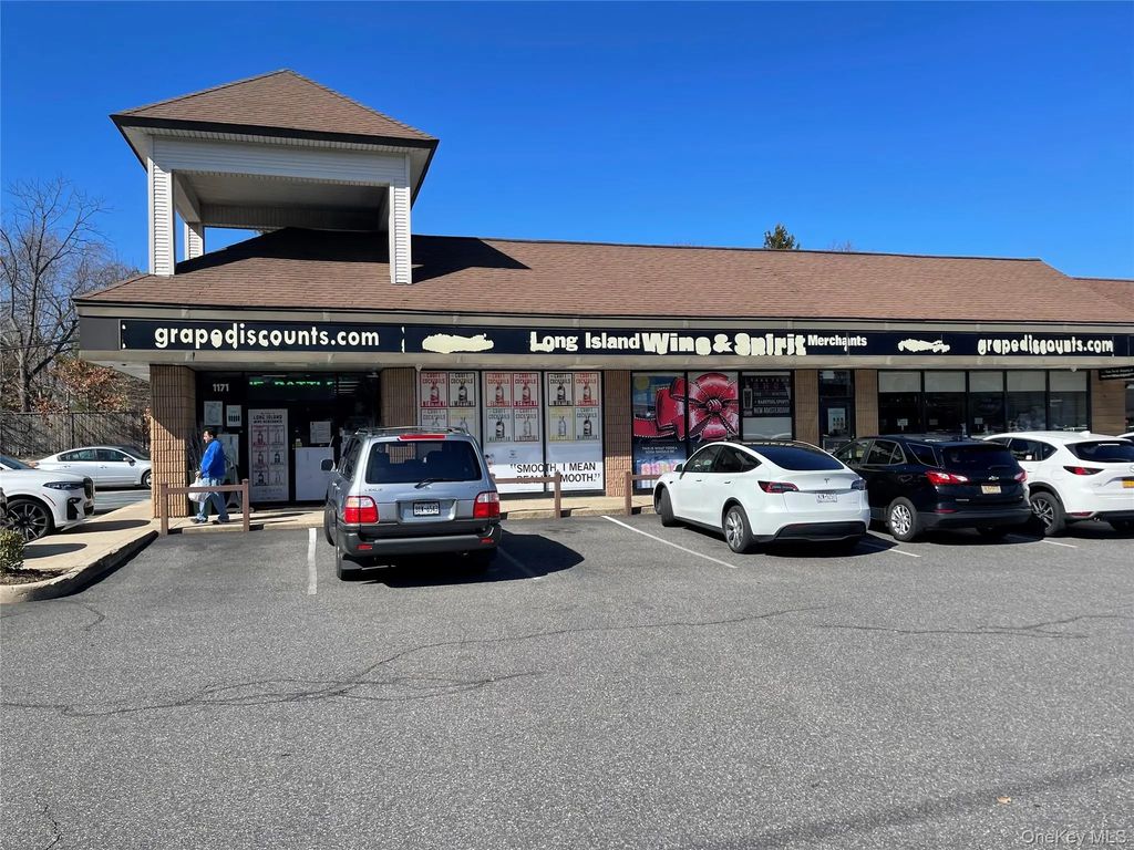 1171 Jericho Turnpike, Commack