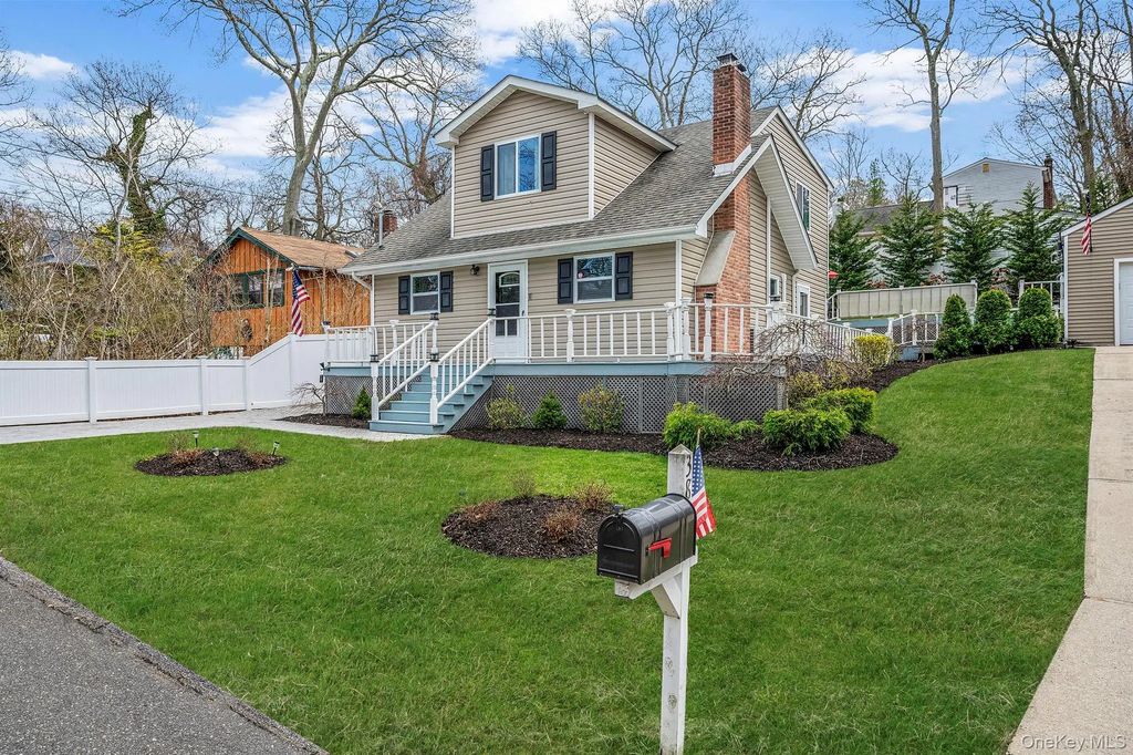 38 Hawthorne Road, Rocky Point