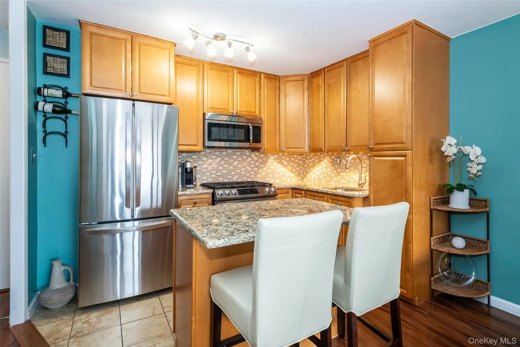 155 Ferris Avenue # 11e, White Plains