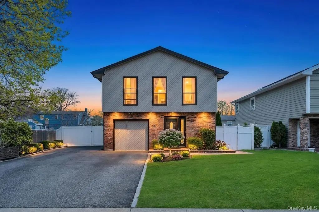 41 Oakley Avenue, Massapequa