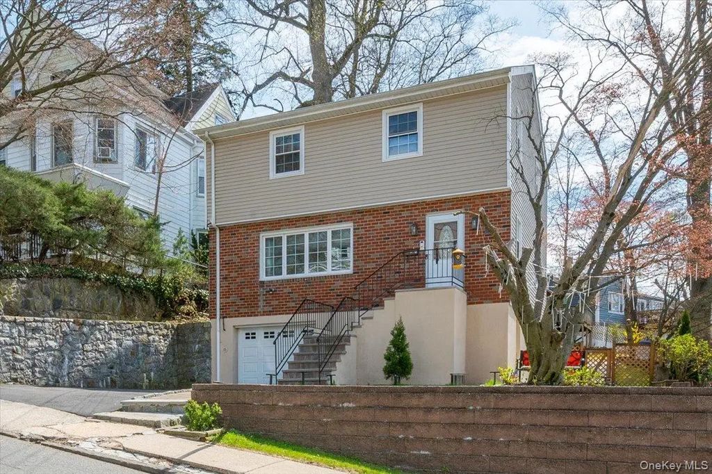 8 Arthur Street, Yonkers