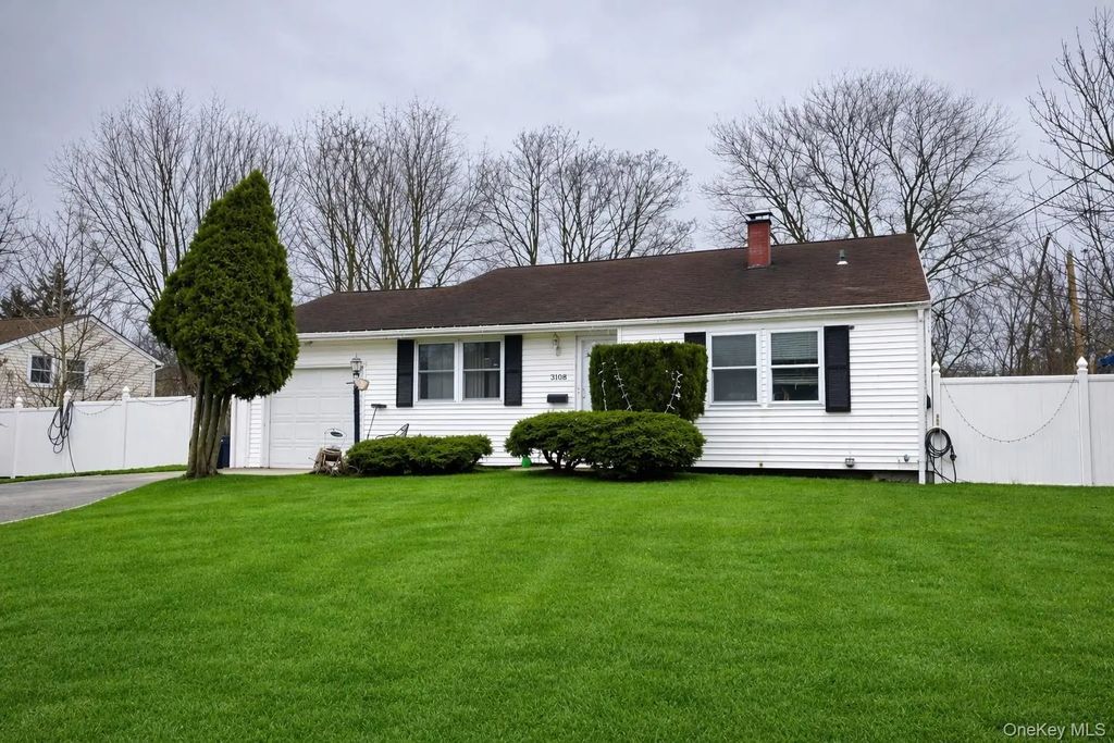 3108 Devon Avenue, Medford
