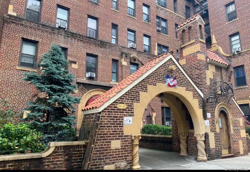 37-21 80th Street # 4, Jackson Heights
