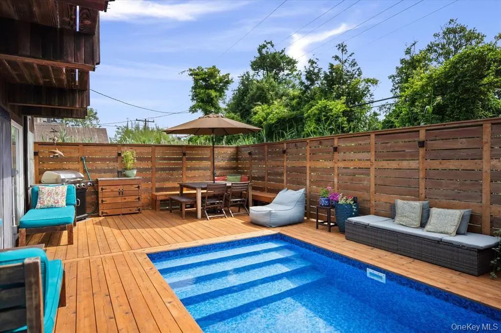 17 Bungalow Walk, Ocean Beach