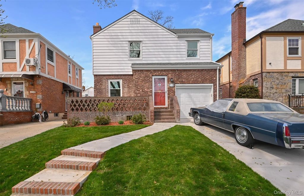 73-36 196th Street, Fresh Meadows