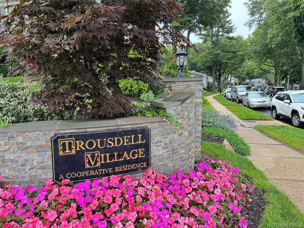 77 Glen Keith Road # 77l, Glen Cove