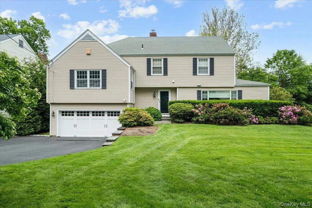 11 Tyler Road, Scarsdale