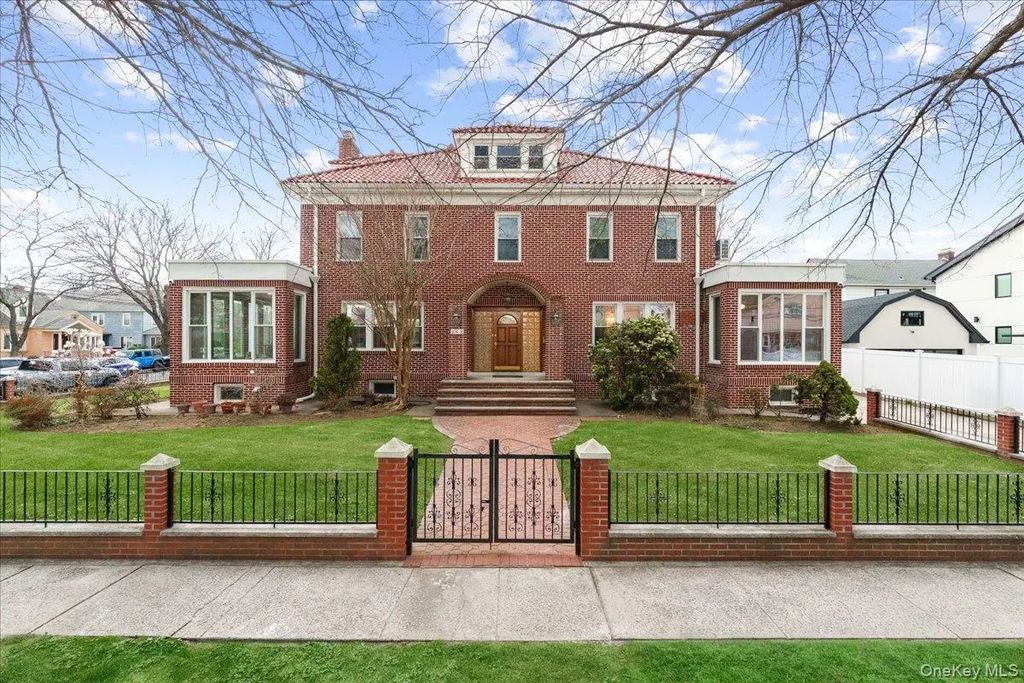 20931 39th Avenue, Bayside