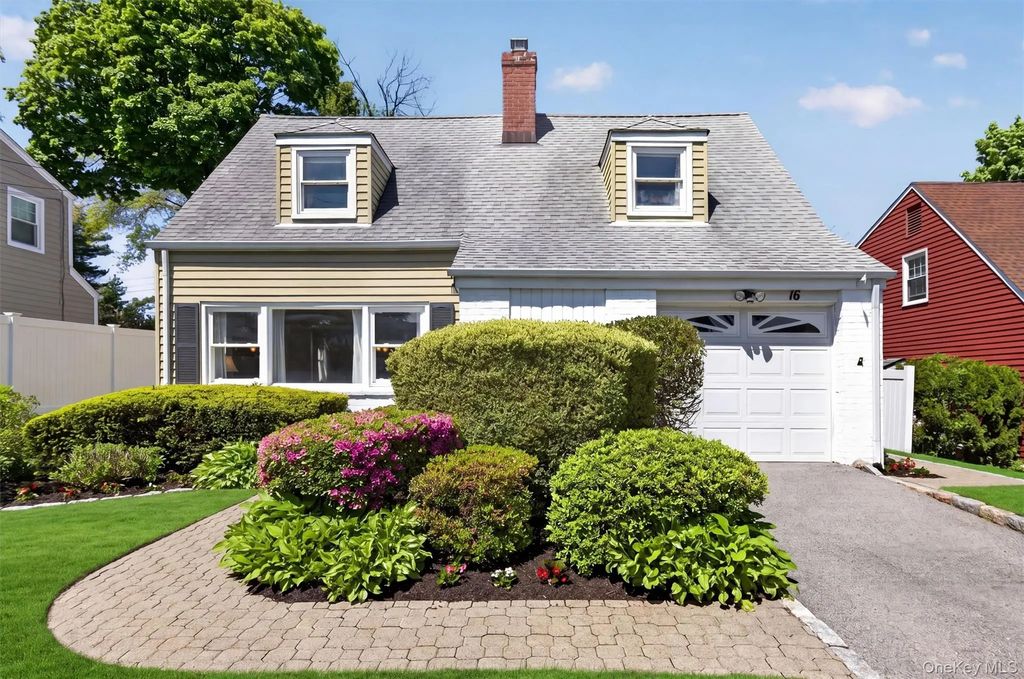 16 Roy Place, Eastchester