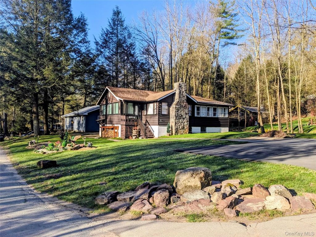 64 Cumberland Trail, Smallwood