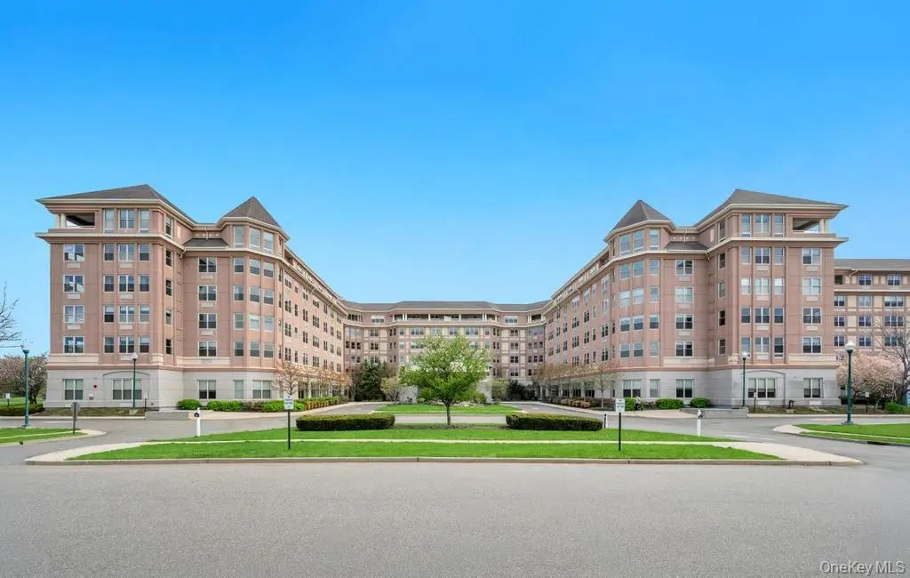 300 E Overlook # 534, Port Washington