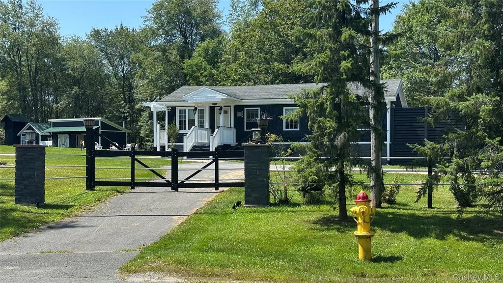 3377 State Route 52, White Sulphur Spring