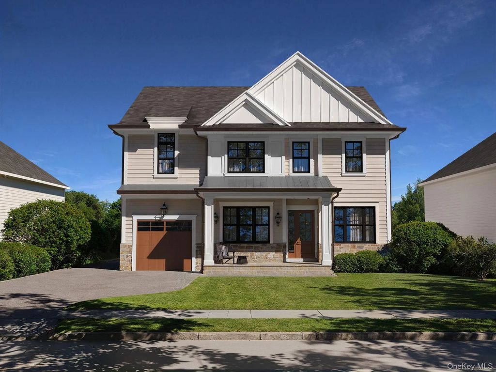 165 Locust Street, Garden City