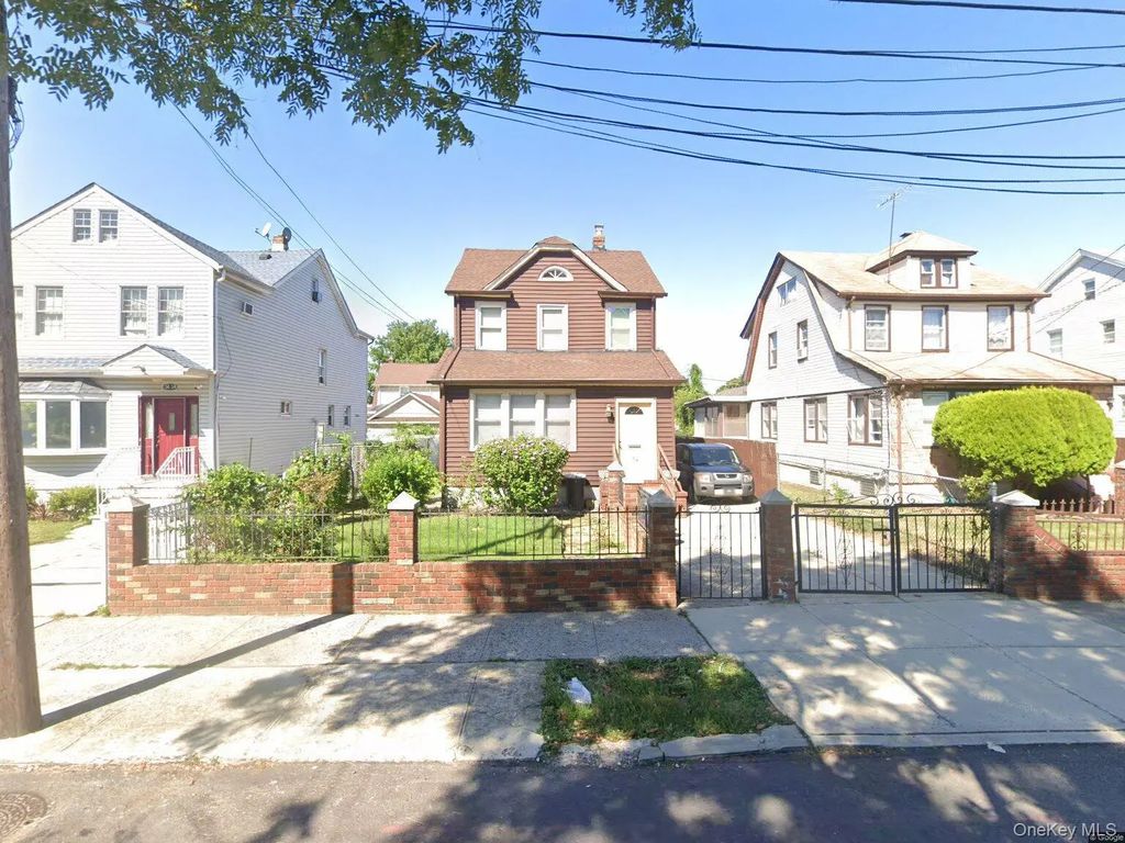 13430 228th Street, Laurelton
