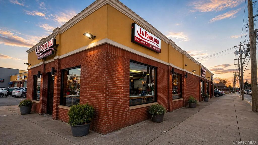 163-175 Nassau Road, Roosevelt