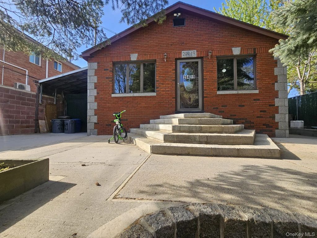 204-19 46 Road, Bayside