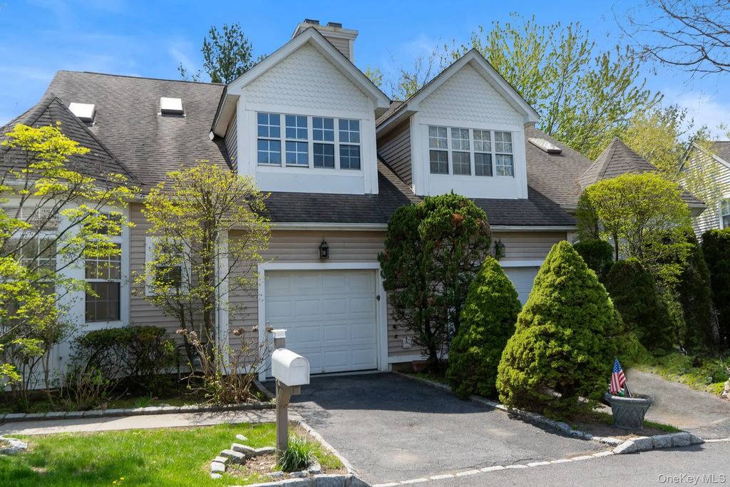 23 Roundtop Road, Yonkers