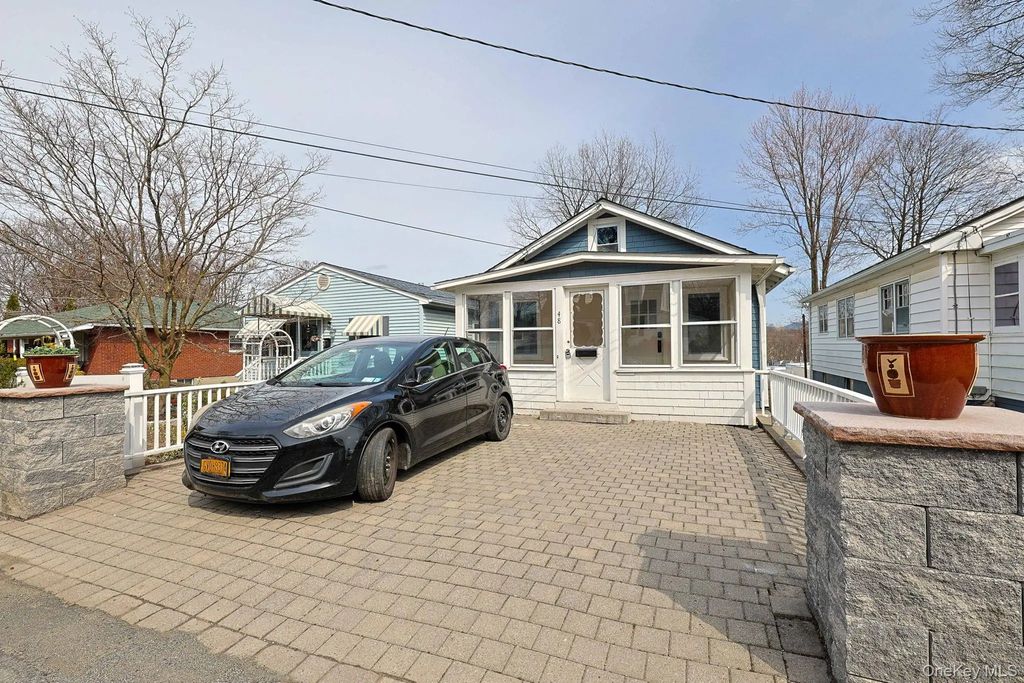 48 Thompson Street, Newburgh