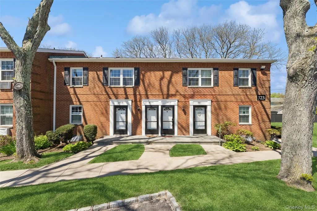 323 Hicksville Road # 4, Bethpage