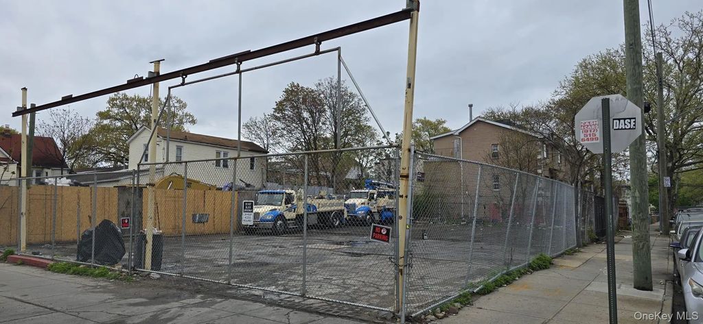 109-17 Sutphin Boulevard, Jamaica