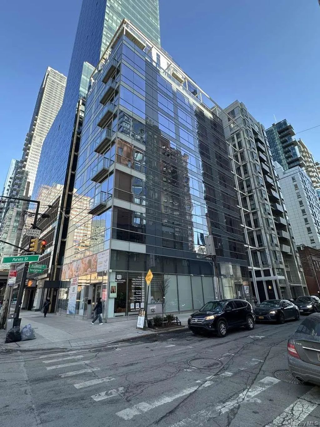 26-26 Jackson Avenue # 303, Long Island City