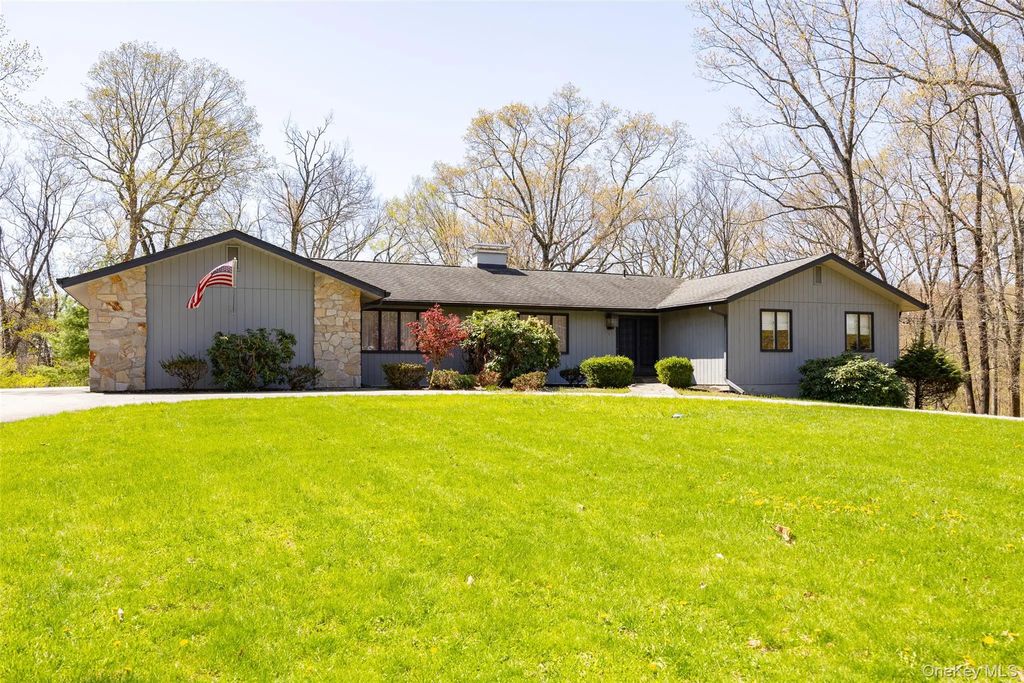 6 King Road, Hopewell Junction
