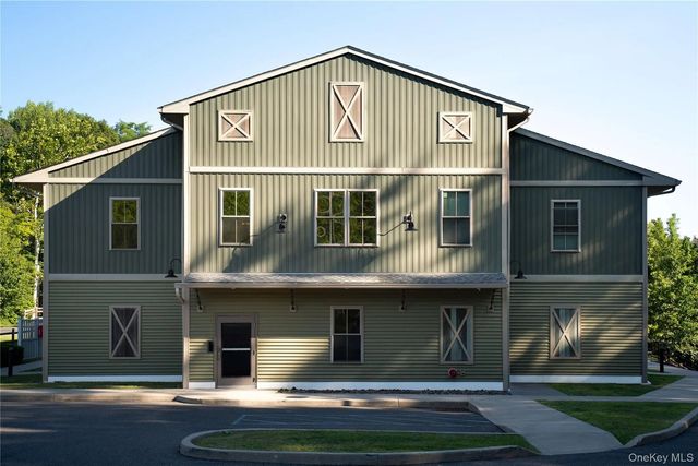 128 Vineyard Avenue # 102, Highland
