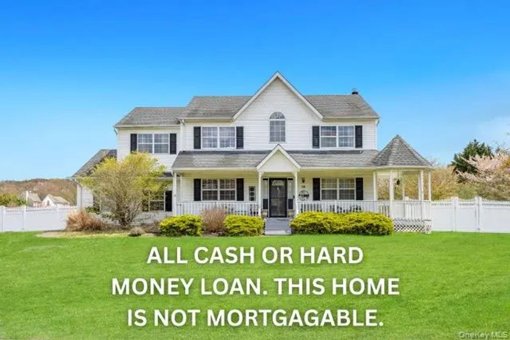 55 W Greentree Drive, Medford