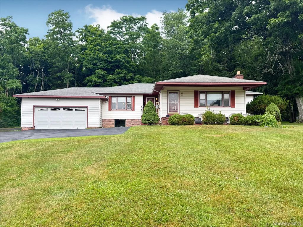 646 Oak Summit Road, Millbrook