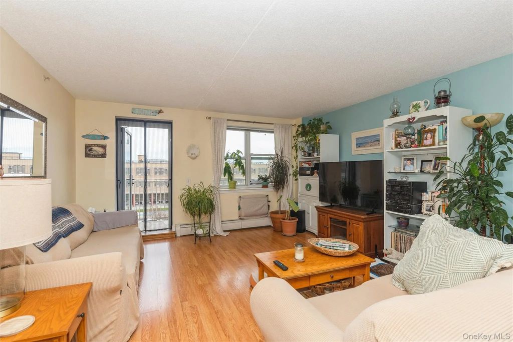 260 Beach 81st Street # 4a, Rockaway Beach