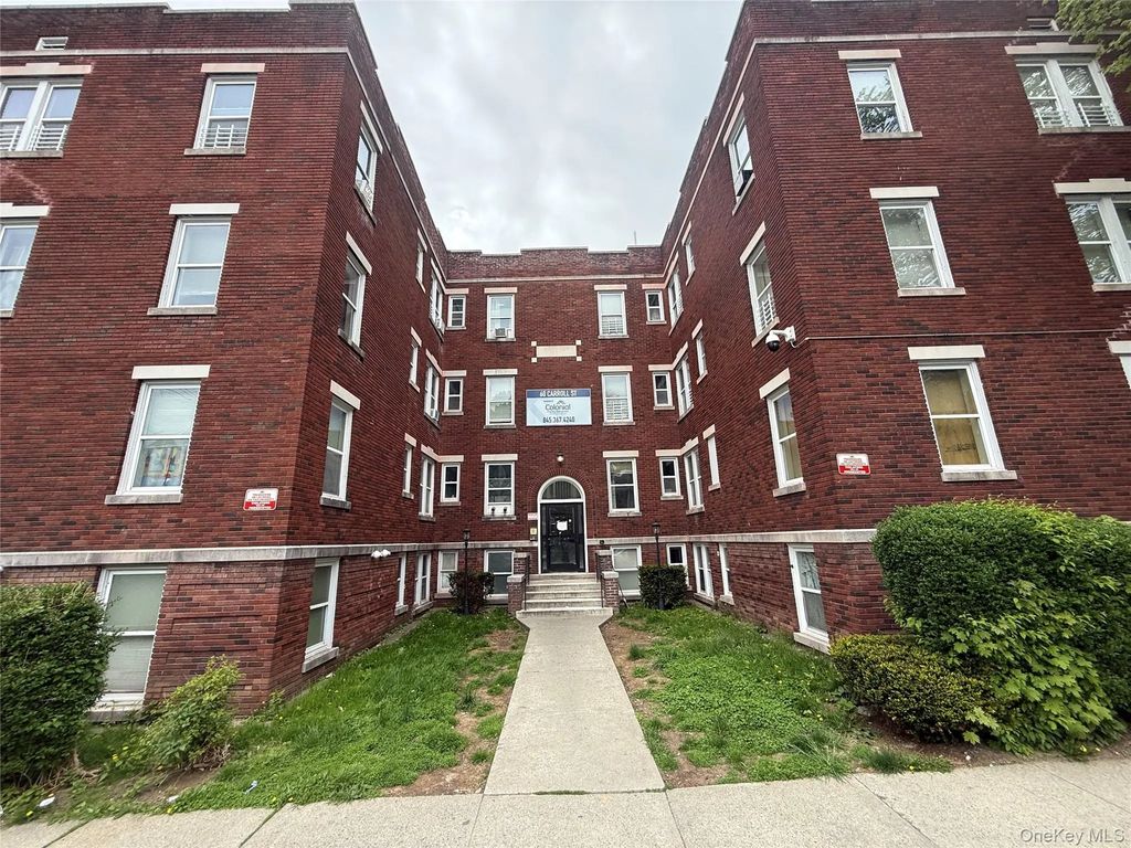 60 Carroll Street # D8, Poughkeepsie