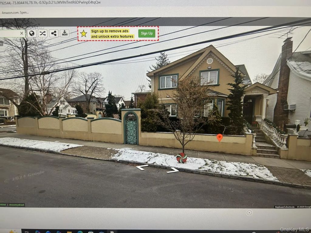 1001 157th Street, Beechhurst