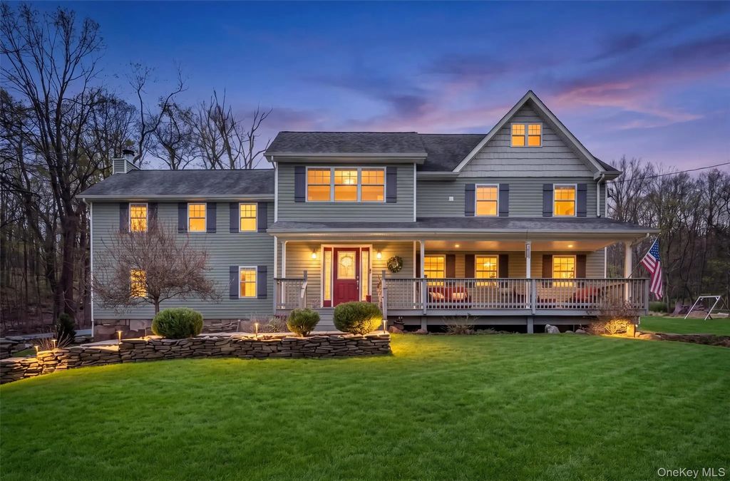 22 Reinheimer Road, Monroe
